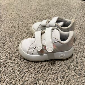 Adidas Kids White Velcro Sneakers